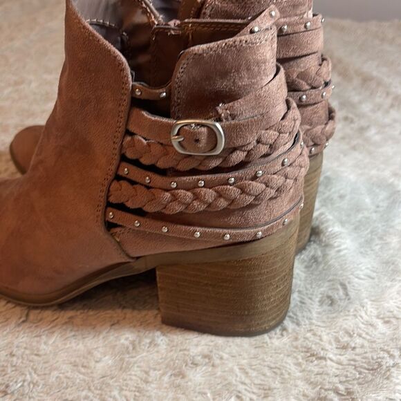 Carlos by Carlos Santana Booties size 8.5 - Picture 3 of 9